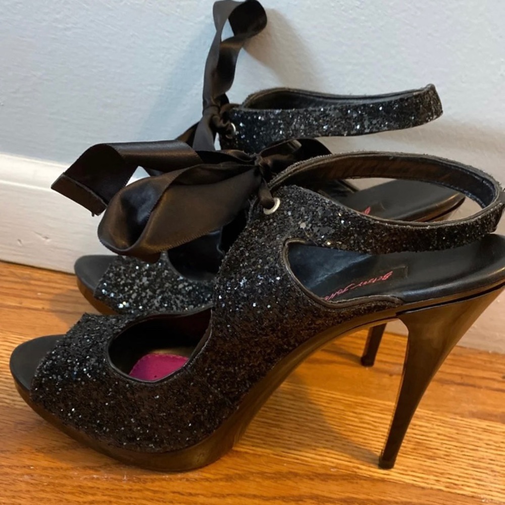 Betsey  Johnson women’s heels